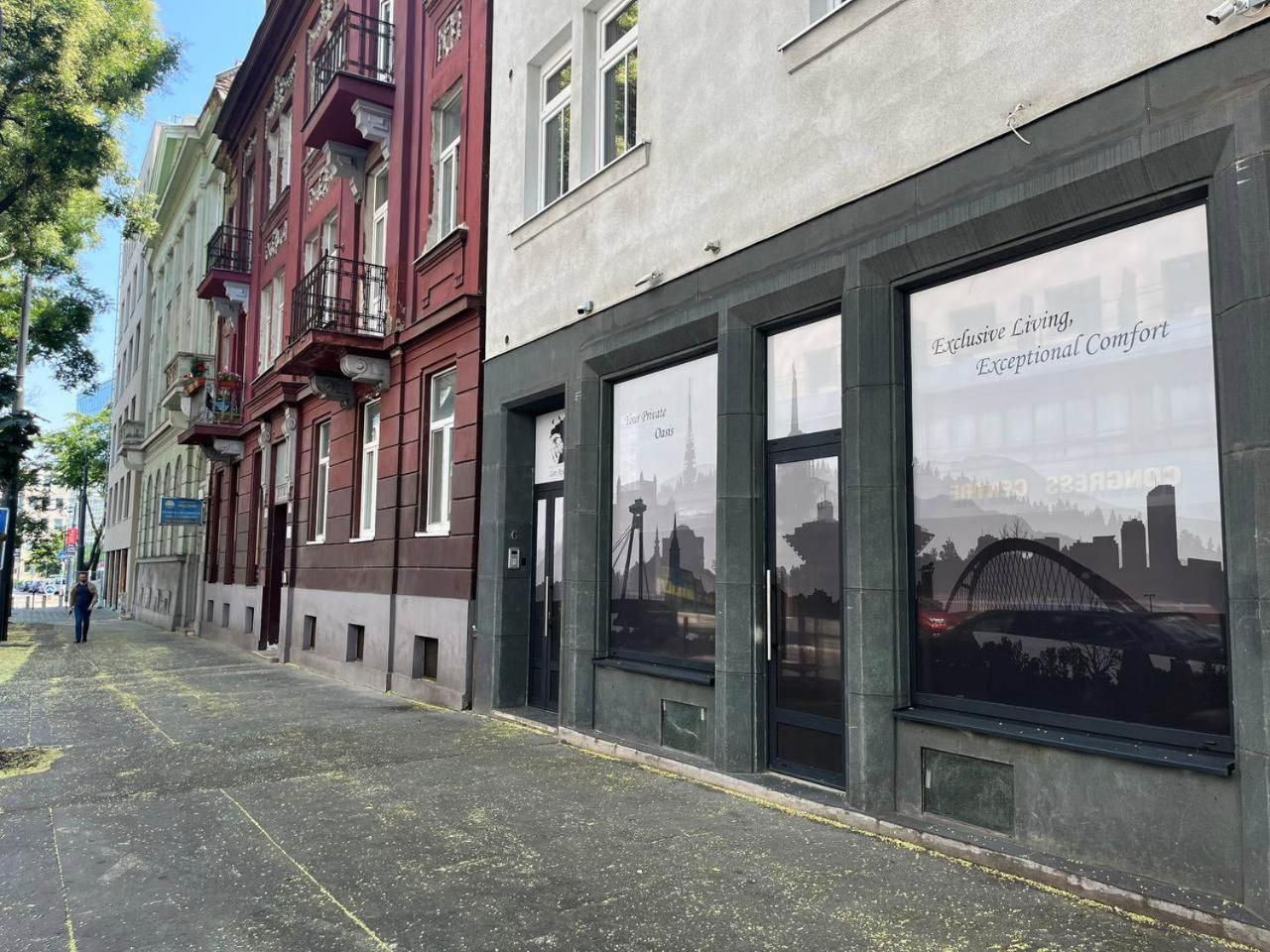 Leo Apartment Suite & Private Spa Zone - Old City Bratislava Extérieur photo