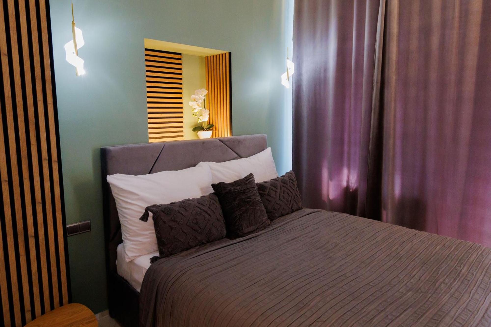Leo Apartment Suite & Private Spa Zone - Old City Bratislava Extérieur photo